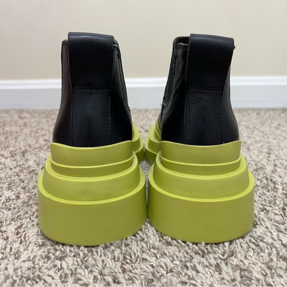 Bottega Veneta Tire Chelsea Boot Black Seagrass Women's Size 37 (US 7) - Picture 5 of 14